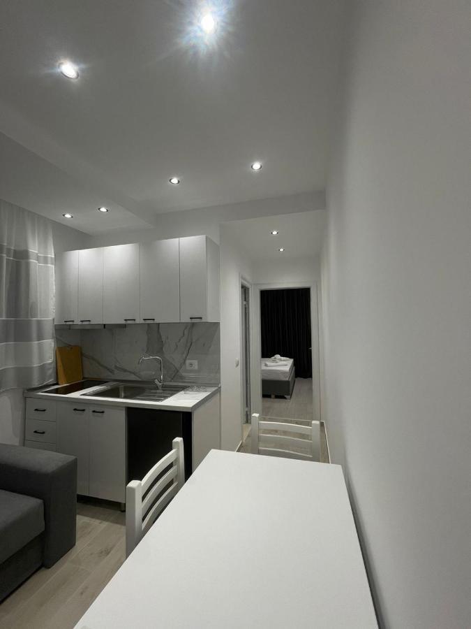 Vila Flabela Vlorë Exteriör bild